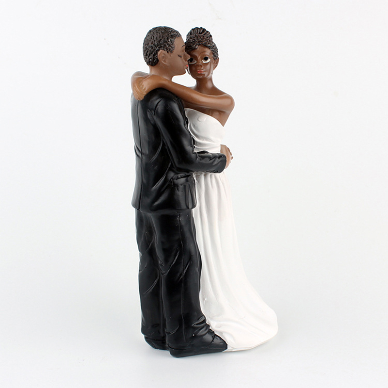 Wedding Favor Couple African American Bride Groom Hug Resin Cake